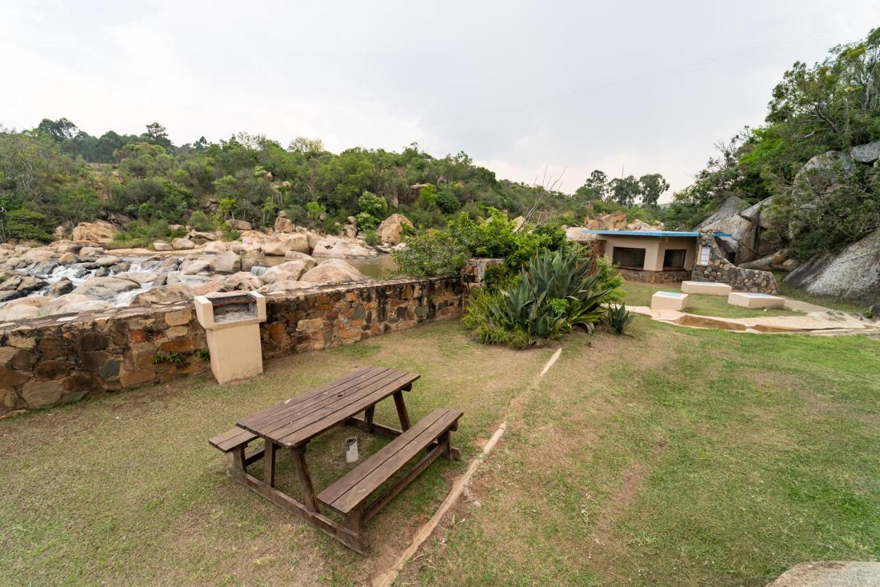 Gooderson Natal Spa Hot Springs Resort Paulpietersburg Экстерьер фото